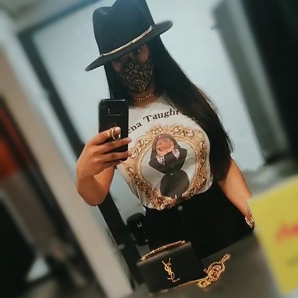 Lace Face Mask - Picture 5 of 9